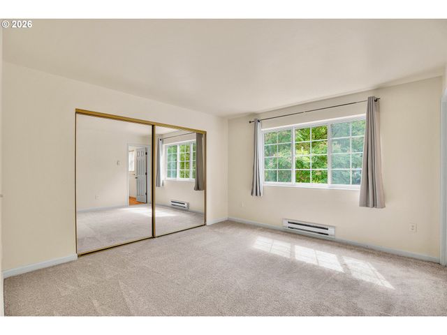 7165 Sw SAGERT St 103, Tualatin, OR 97062