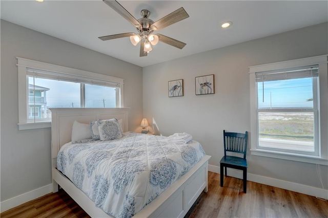 609 Sandy Lane, Port Aransas, TX 78373