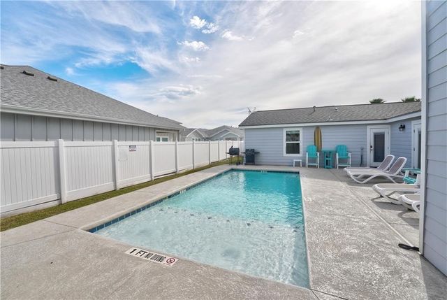 609 Sandy Lane, Port Aransas, TX 78373