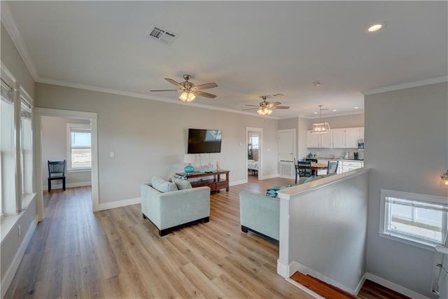 609 Sandy Lane, Port Aransas, TX 78373