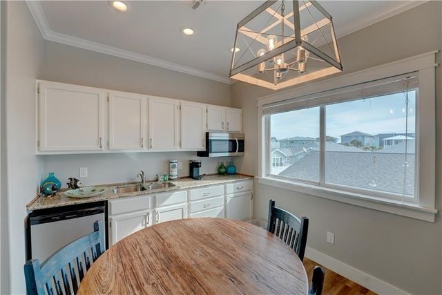 609 Sandy Lane, Port Aransas, TX 78373