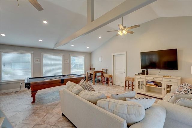 609 Sandy Lane, Port Aransas, TX 78373