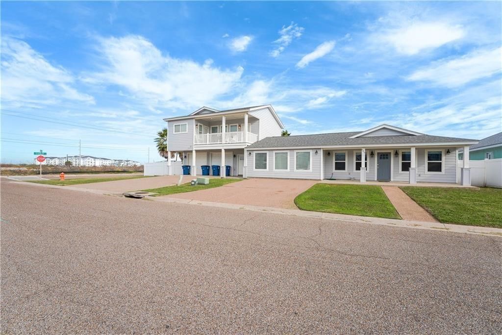 609 Sandy Lane, Port Aransas, TX 78373