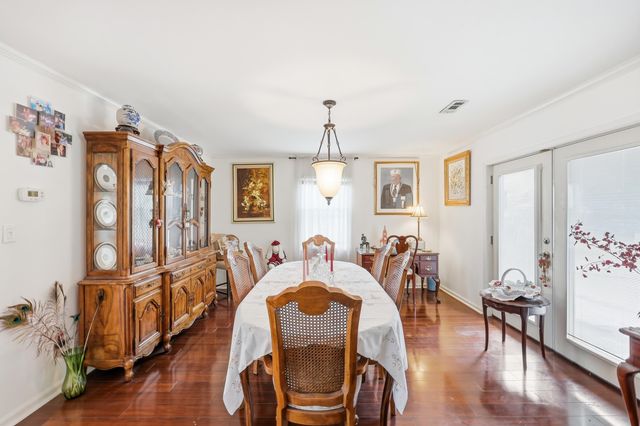 1932 Sandpiper Ln., Surfside Beach, SC 29575