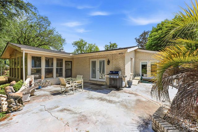 1932 Sandpiper Ln., Surfside Beach, SC 29575