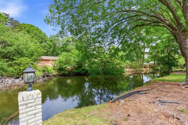 1932 Sandpiper Ln., Surfside Beach, SC 29575
