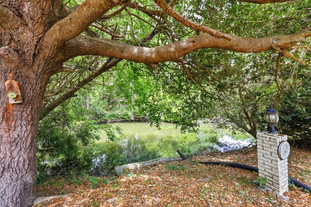 1932 Sandpiper Ln., Surfside Beach, SC 29575