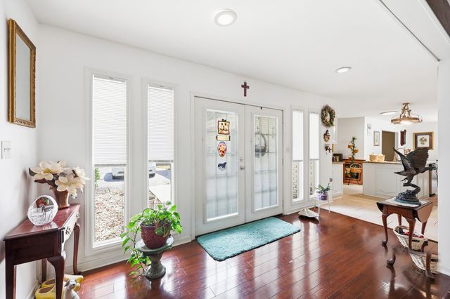 1932 Sandpiper Ln., Surfside Beach, SC 29575
