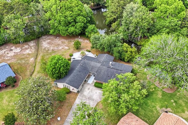 1932 Sandpiper Ln., Surfside Beach, SC 29575