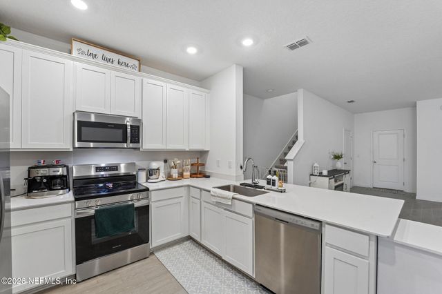 2160 WINDWARD CAY Lane, Middleburg, FL 32068