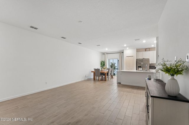 2160 WINDWARD CAY Lane, Middleburg, FL 32068