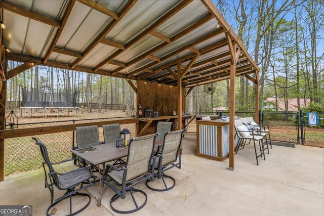 215 Ewing Drive, Social Circle, GA 30025