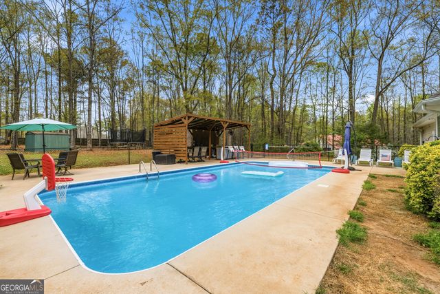 215 Ewing Drive, Social Circle, GA 30025