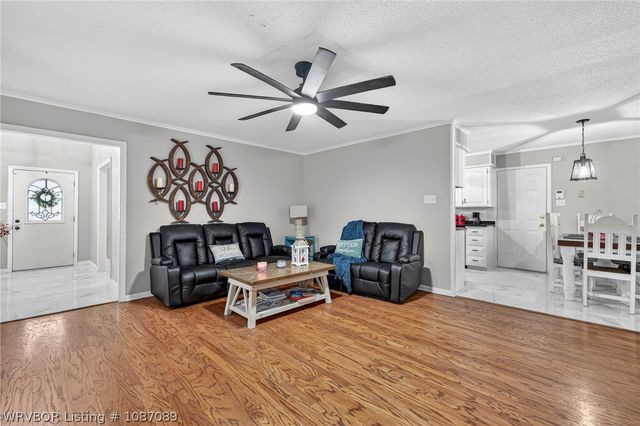 8901 Royal Ridge Drive, Fort Smith, AR 72903