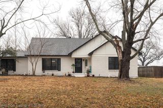 8901 Royal Ridge Drive, Fort Smith, AR 72903