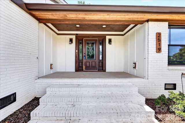 2519 Matthews Mint Hill Road, Matthews, NC 28105