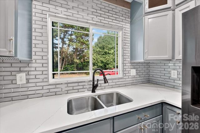2519 Matthews Mint Hill Road, Matthews, NC 28105
