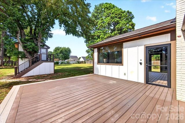 2519 Matthews Mint Hill Road, Matthews, NC 28105