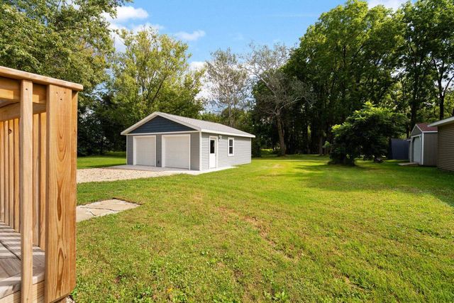572 Edgerton Road, Edgerton, WI 53534