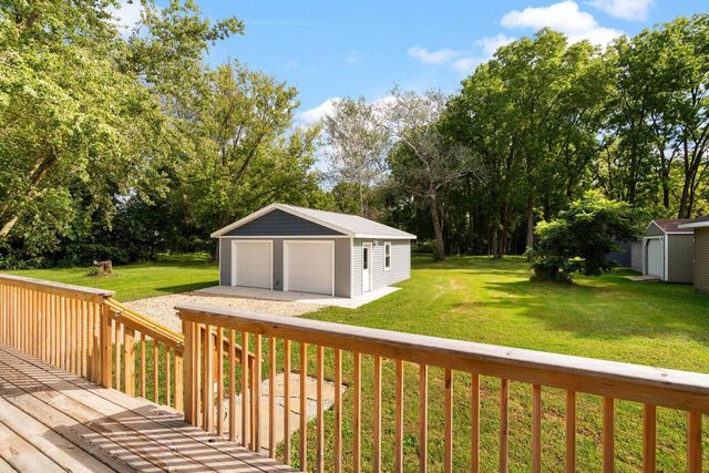 572 Edgerton Road, Edgerton, WI 53534