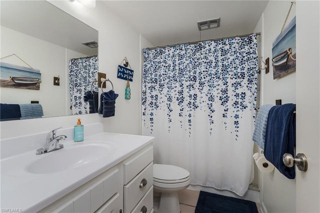5419 Rattlensake Hammock RD 307F, Naples, FL 34113