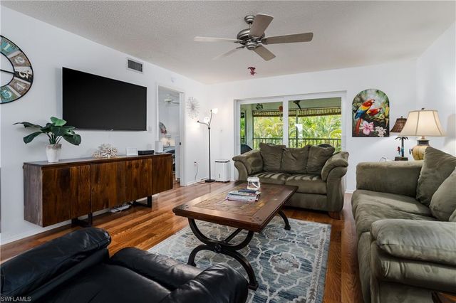 5419 Rattlensake Hammock RD 307F, Naples, FL 34113