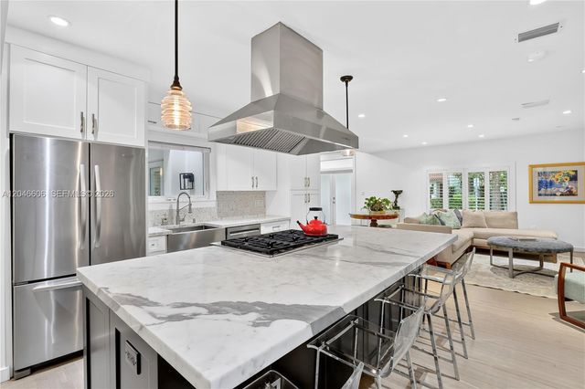 100 Sarto Ave., Coral Gables, FL 33134