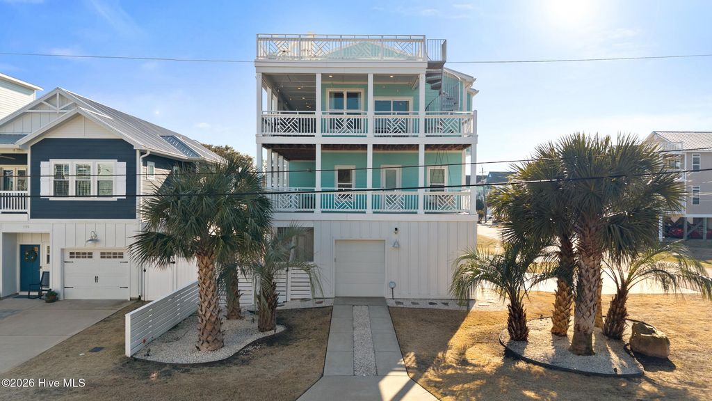 Image 1 of property listing at 1503 Snapper Lane, Carolina Beach, NC 28428