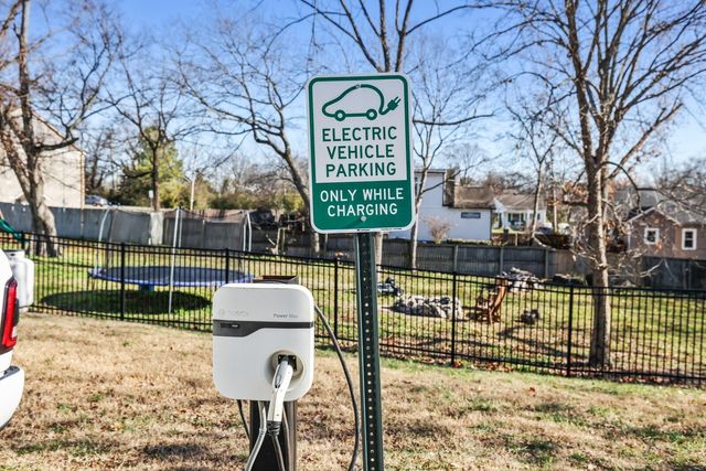 1122 Litton Ave Apt 311, Nashville, TN 37216