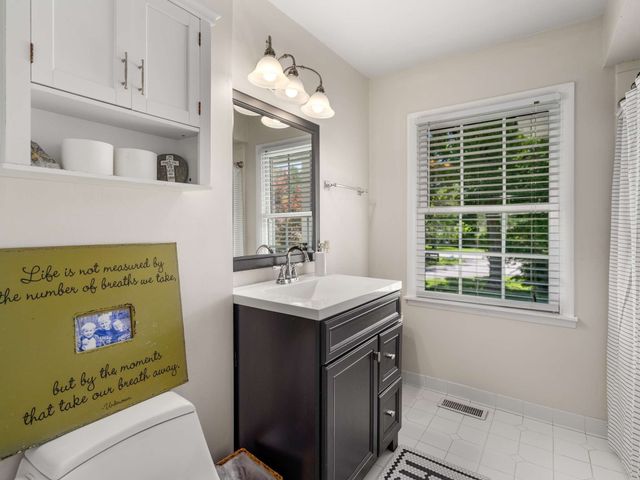 604 Meadowgreen Dr, Franklin, TN 37069