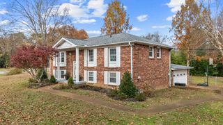 604 Meadowgreen Dr, Franklin, TN 37069