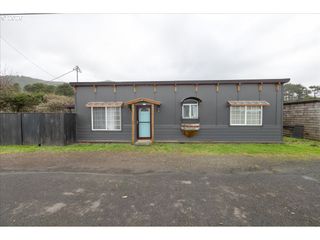 1940 HIGHWAY 101, Rockaway Beach, OR 97136