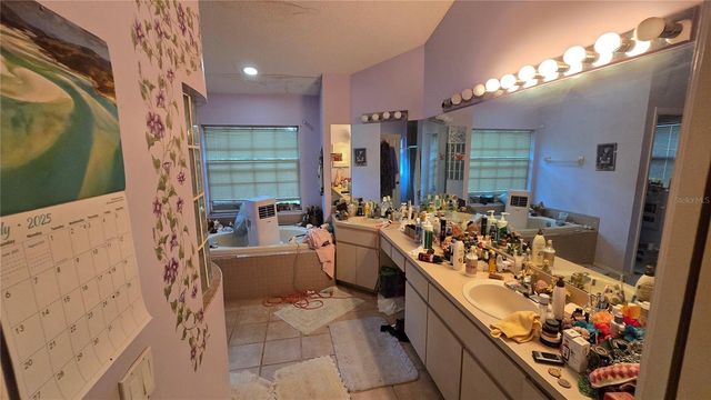 1040 TRADEWINDS DRIVE, Tarpon Springs, FL 34689