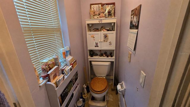 1040 TRADEWINDS DRIVE, Tarpon Springs, FL 34689
