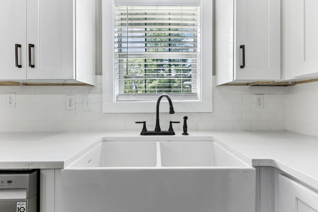 17 Reid St, Tracy City, TN 37387