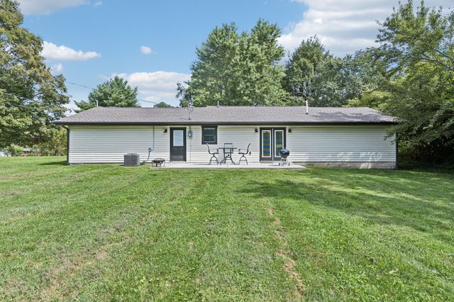 17 Reid St, Tracy City, TN 37387