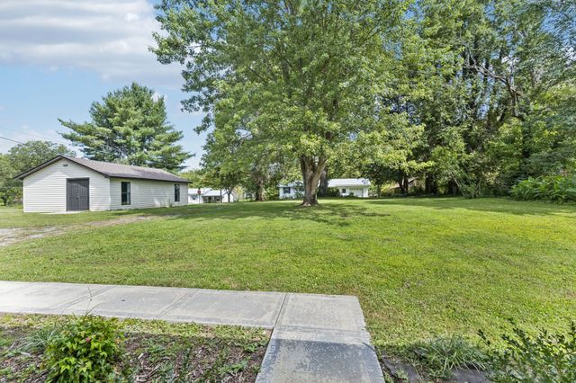 17 Reid St, Tracy City, TN 37387