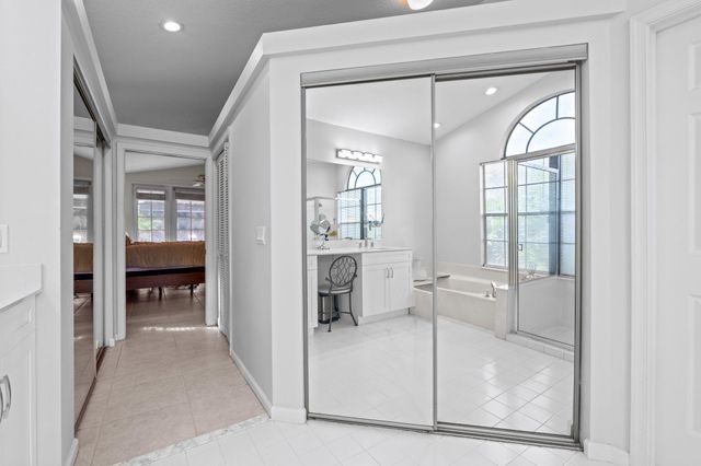 9055 Cypress Hollow Drive, Palm Beach Gardens, FL 33418