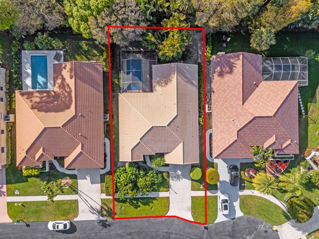 9055 Cypress Hollow Drive, Palm Beach Gardens, FL 33418