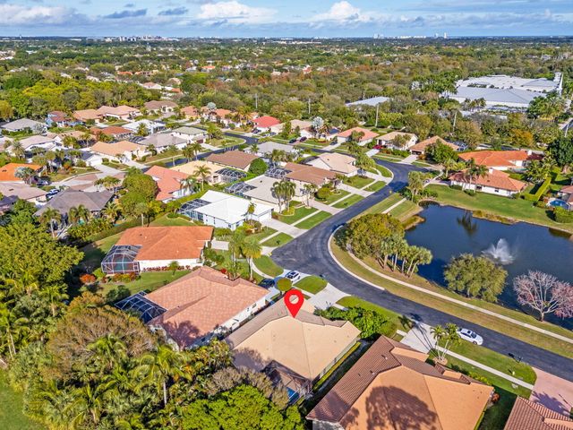 9055 Cypress Hollow Drive, Palm Beach Gardens, FL 33418