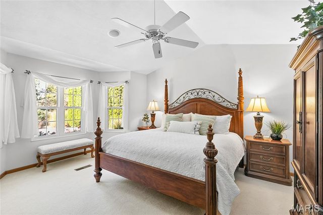 225 Saint Sabre Drive, Swansea, IL 62226