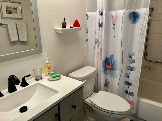 2572 LAURELWOOD DRIVE 12A, Clearwater, FL 33763