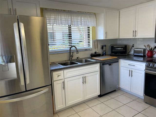 2572 LAURELWOOD DRIVE 12A, Clearwater, FL 33763