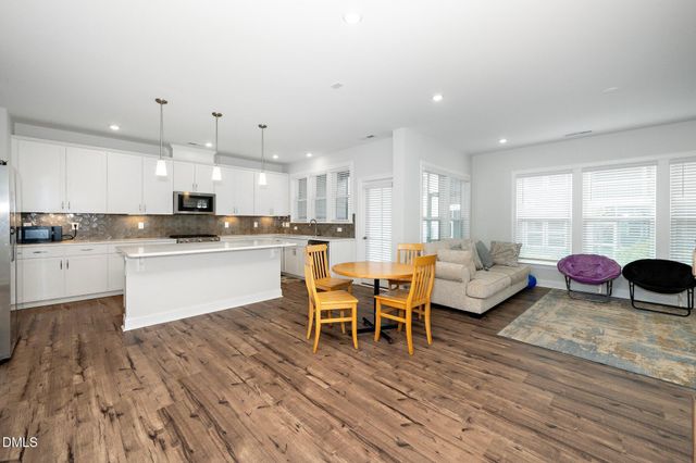 709 Toulouse Court, Cary, NC 27519