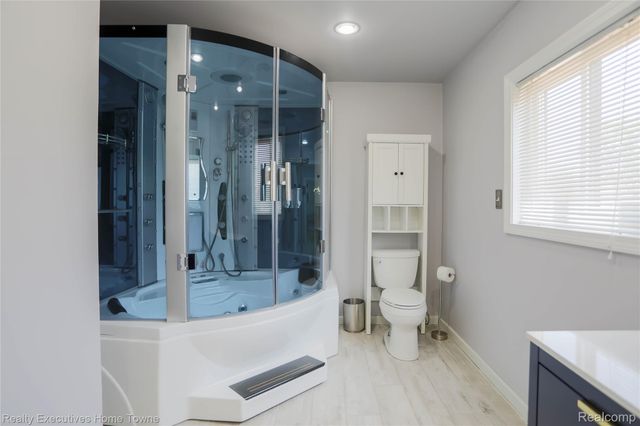 38146 Mast Street, Harrison Charter Township, MI 48045