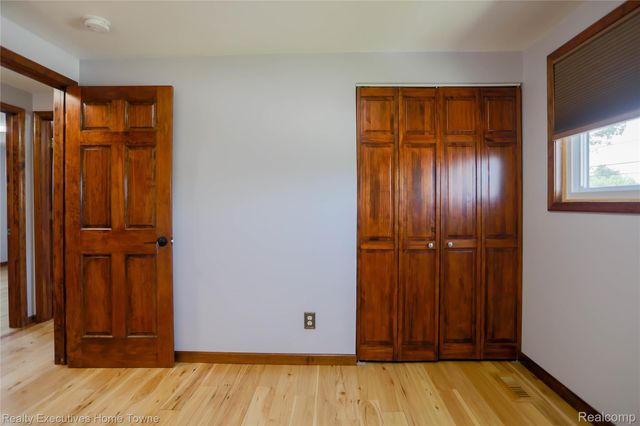 38146 Mast Street, Harrison Charter Township, MI 48045