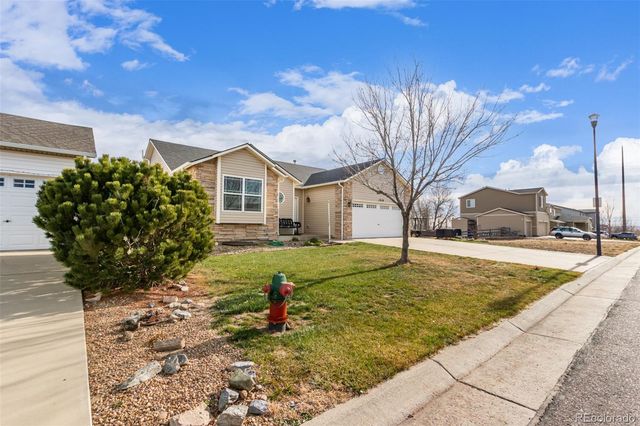 1210 Glen Creighton Drive, Dacono, CO 80514