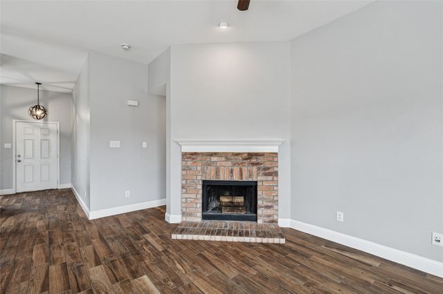 1328 Marvin Gardens, Lancaster, TX 75134