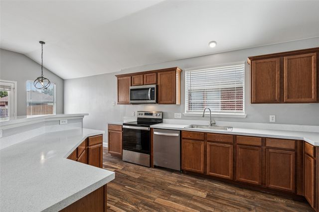 1328 Marvin Gardens, Lancaster, TX 75134