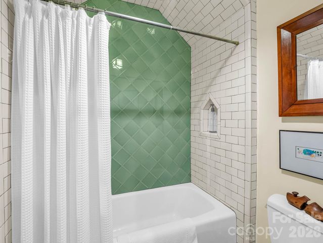 46 Cheshire Drive, Black Mountain, NC 28711